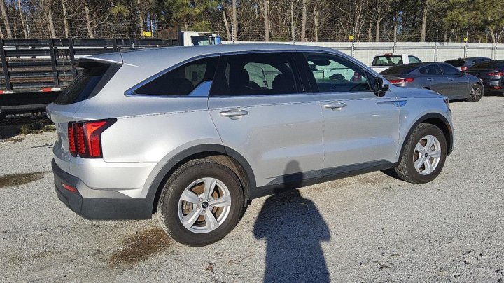 KIA Sorento LX 2021