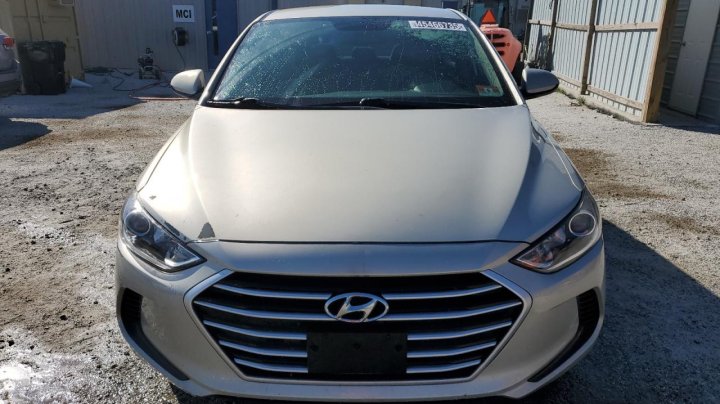 Hyundai Elantra SE 2017