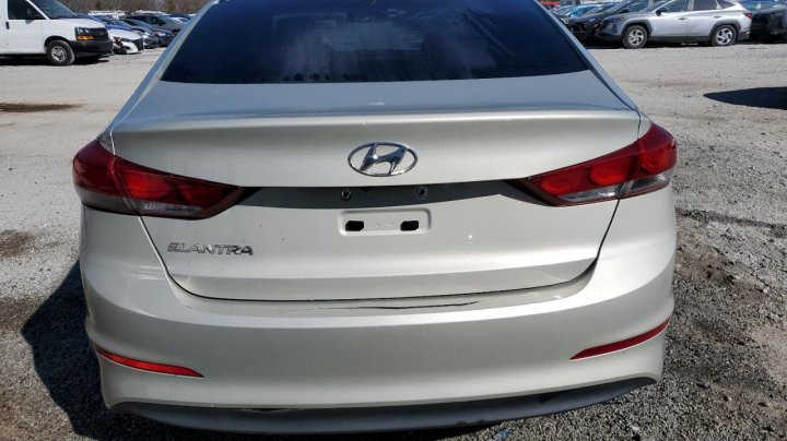 Hyundai Elantra SE 2017