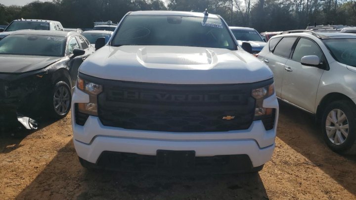Chevrolet Silverado C1500 CUSTOM 2022