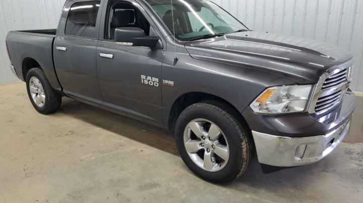 RAM 1500 SLT 2017