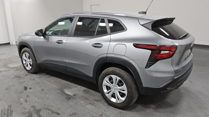 Chevrolet Trax LS 2024