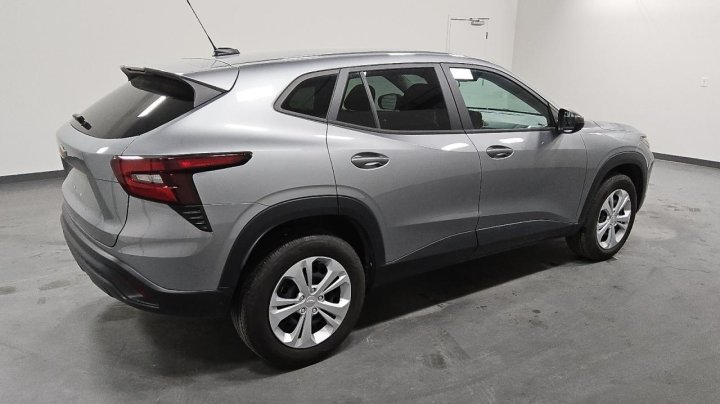 Chevrolet Trax LS 2024