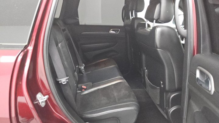 JEEP Grand Cherokee LAREDO 2018