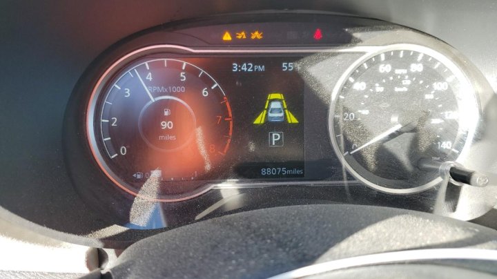 Nissan Versa SV 2021