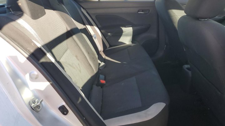 Nissan Versa SV 2021