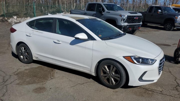 Hyundai Elantra SE 2017