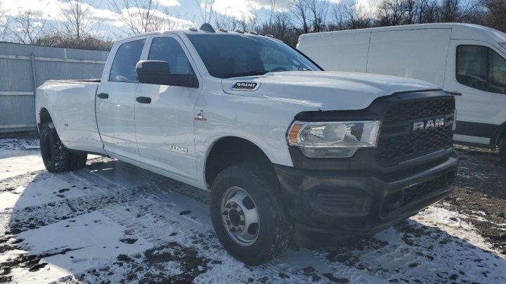 RAM 3500 TRADESMAN 2022