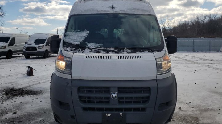 RAM Promaster 2500 HIGH 2017