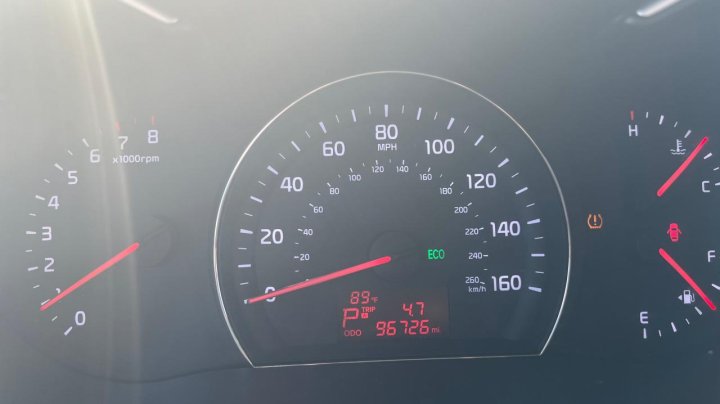 KIA Sorento LX 2015