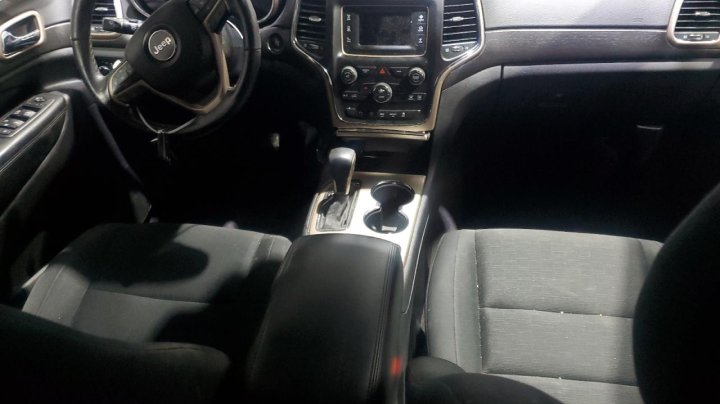 JEEP Grand Cherokee LAREDO 2016