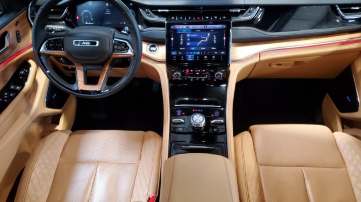 JEEP Grand Cherokee SUMMIT 2024