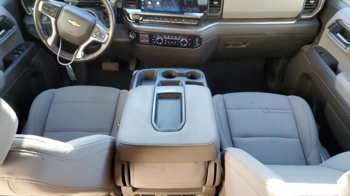 Chevrolet Silverado  2022