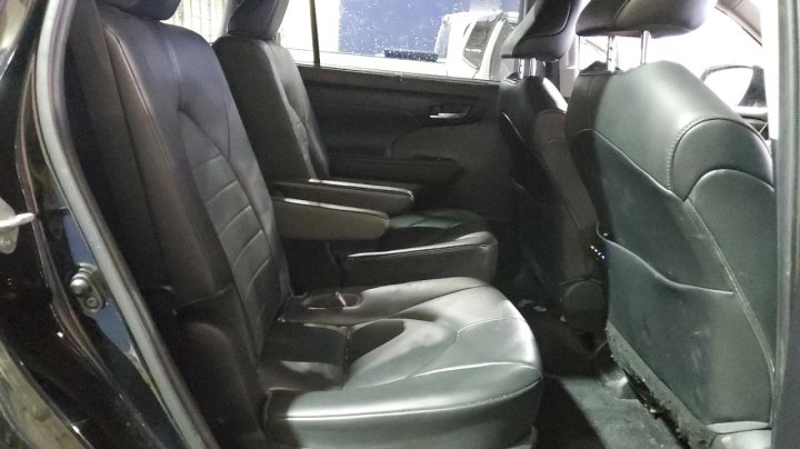 Toyota Highlander XLE 2021