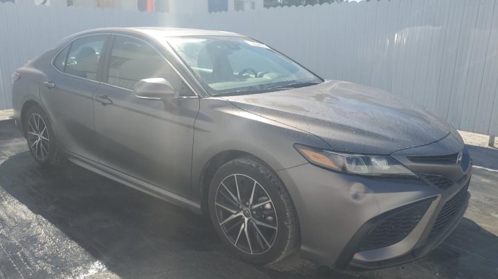 Toyota Camry SE NIGHT SHADE 2024