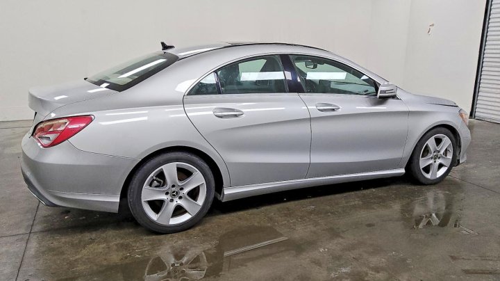 Mercedes-Benz CLA  2018