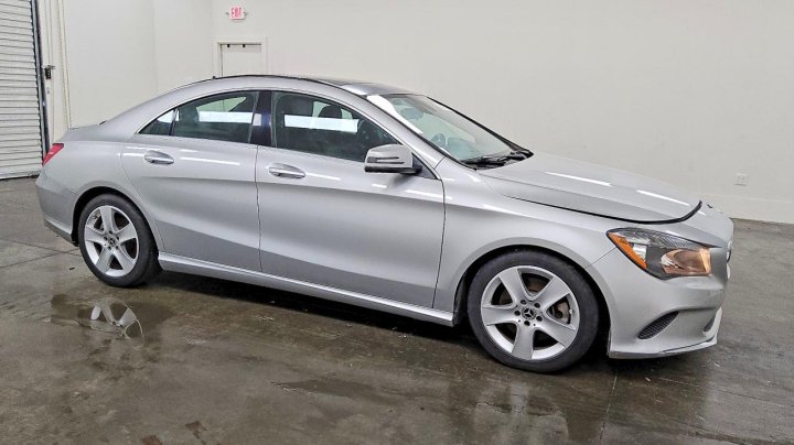 Mercedes-Benz CLA  2018