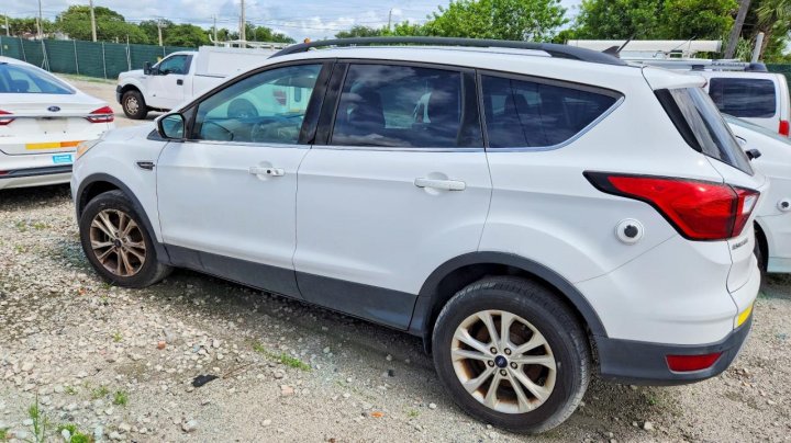 Ford Escape  2019