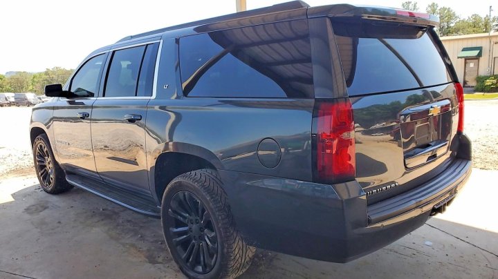 Chevrolet Suburban  2019