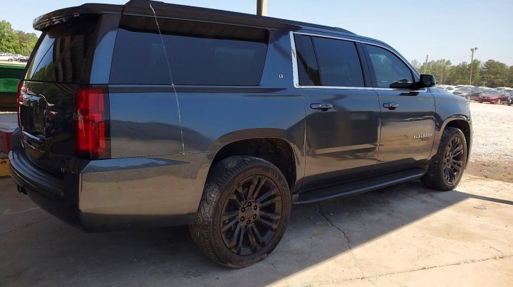 Chevrolet Suburban  2019