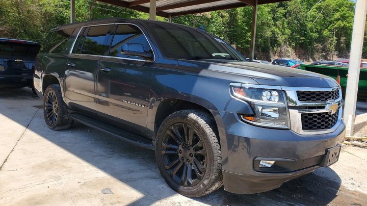 Chevrolet Suburban  2019