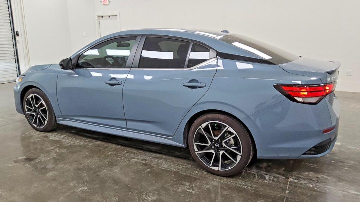 Nissan Sentra  2025