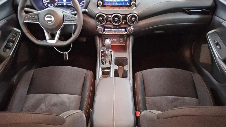 Nissan Sentra  2025