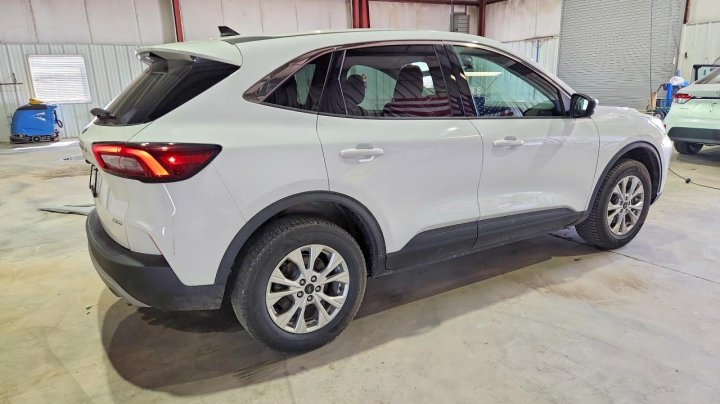 Ford Escape  2023