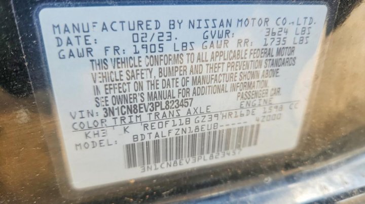Nissan Versa  2023