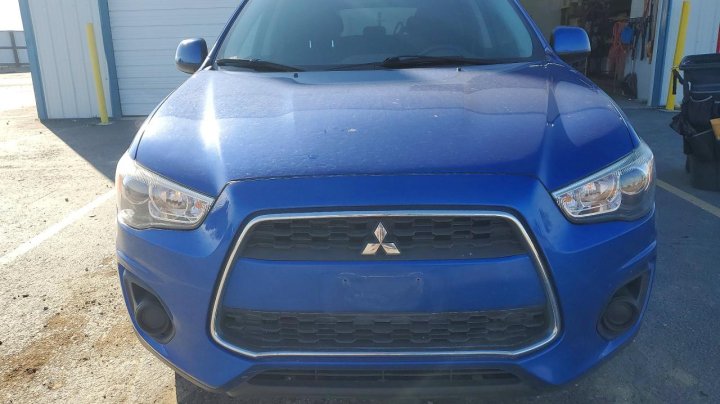 Mitsubishi Outlander  2015