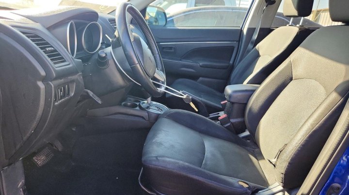 Mitsubishi Outlander  2015