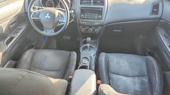 Mitsubishi Outlander  2015