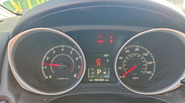 Mitsubishi Outlander  2015