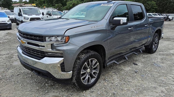 Chevrolet Silverado  2021
