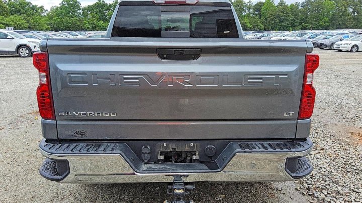 Chevrolet Silverado  2021