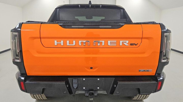 GMC HUMMER  2024