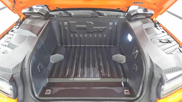 GMC HUMMER  2024