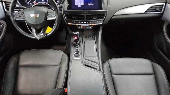 Cadillac CT5  2024