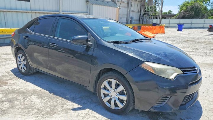 Toyota Corolla  2015