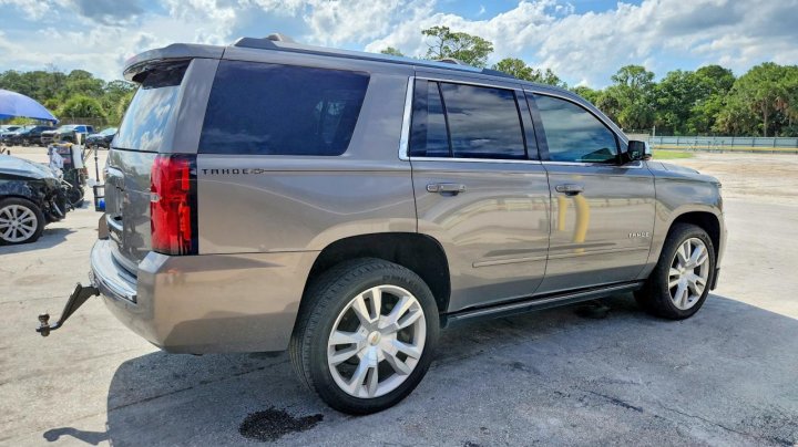 Chevrolet Tahoe  2017