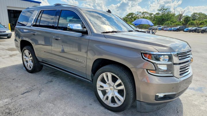 Chevrolet Tahoe  2017