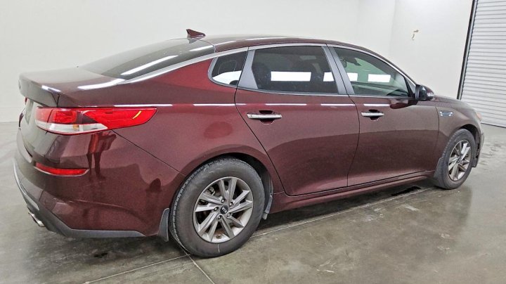 KIA Optima  2019