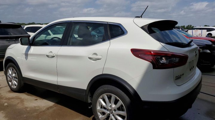 Nissan ROGUE  2022
