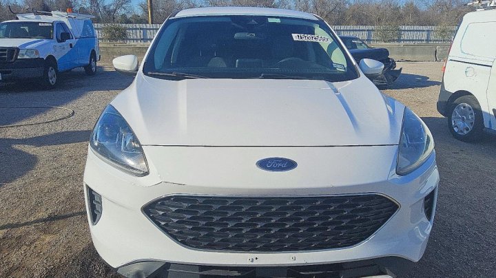 Ford Escape  2021