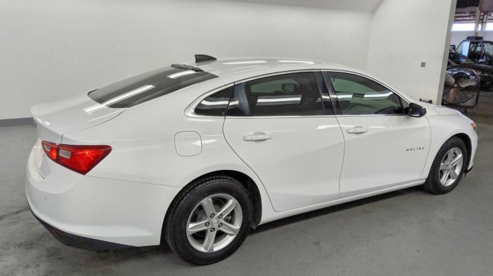 Chevrolet Malibu  2020