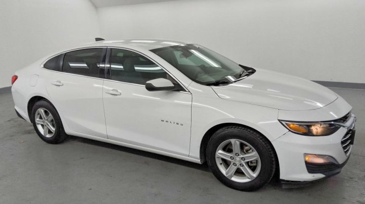 Chevrolet Malibu  2020