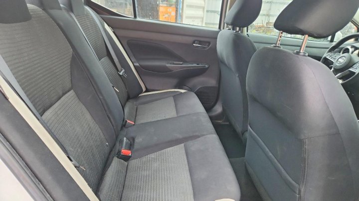 Nissan Versa  2022