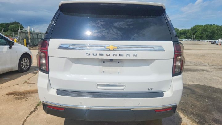 Chevrolet Suburban  2024