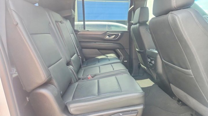 Chevrolet Suburban  2024