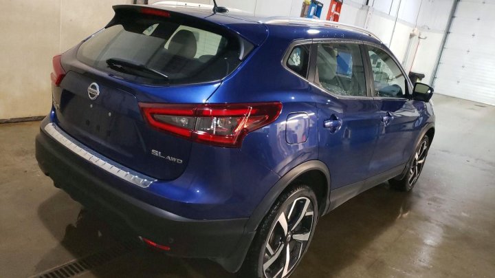 Nissan ROGUE  2022